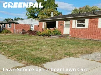 Lawn Mowing nearby Wayne, MI, 