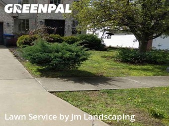 Grass Cut nearby Louisville, KY, 