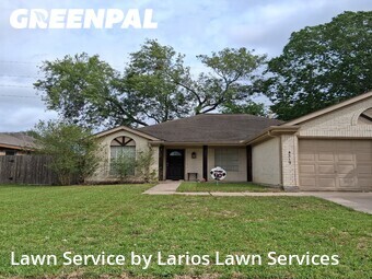 Lawn Mowing nearby Pearland, TX, 