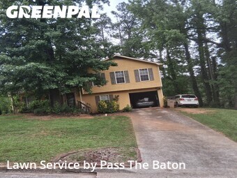 Lawn mowed in Jonesboro, 30236