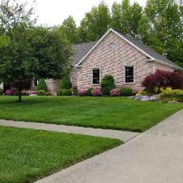 Lawn Care Service in Vermilion, OH, 44089