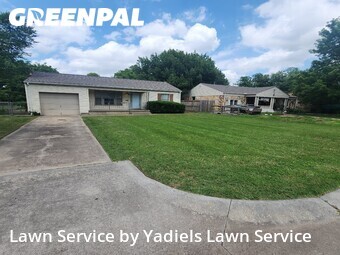Lawn Mowing Service nearby Norman, OK, 