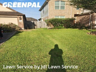 Lawn Maintenance nearby Rosharon, TX, 