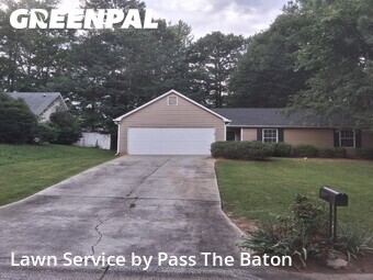 Lawn mowed in Jonesboro, 30236