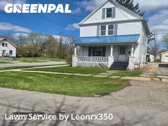 Yard Mowing nearby Warren, OH, 