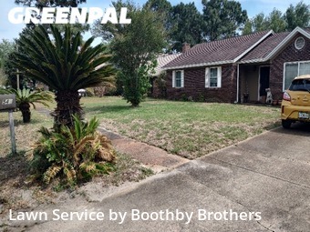 Lawn Mowing nearby Mary Esther, FL, 