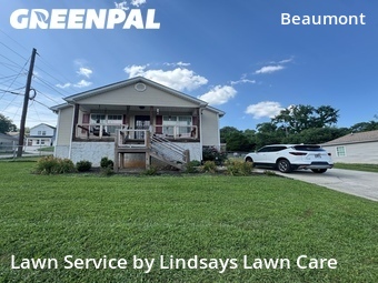 Lawn mowed in Knoxville, 37921