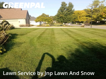 Lawn Care nearby Holland, OH, 