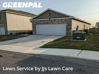 Grass Cut nearby Saint Hedwig, TX, 
