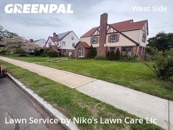 Lawn Maintenance nearby Manchester, CT, 