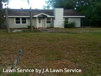 Yard Mowing nearby Conroe, TX, 