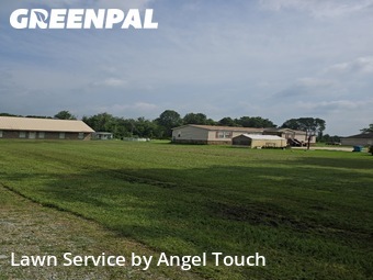 Lawn Mowing nearby Breaux Bridge, LA, 
