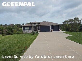 Lawn Maintenance nearby Omaha, NE, 