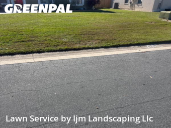 Lawn mowed in Buena Ventura Lakes, 34743