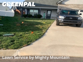 Lawn Cutting nearby Knoxville, TN, 