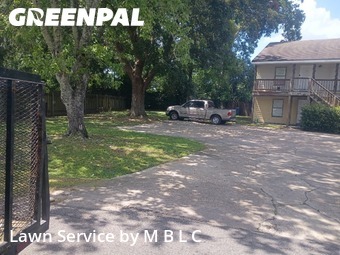 Lawn Mowing nearby Lafayette, LA, 