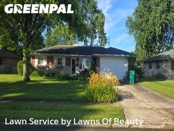 Lawn mowed in Brownsburg, 46112