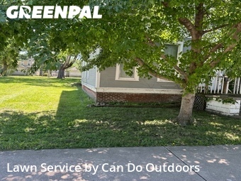 Lawn Maintenance nearby Peoria, IL, 
