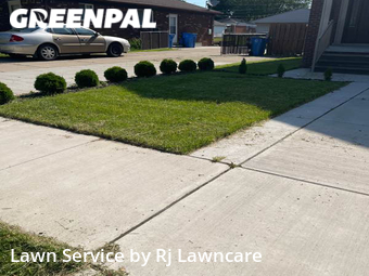 Lawn Mowing Service nearby Dearborn Heights, MI, 