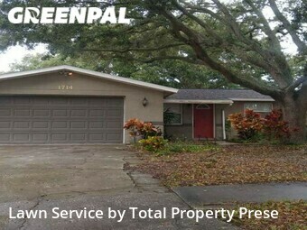 Lawn Maintenance nearby Tarpon Springs, FL, 