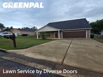Lawn Care nearby Columbus, GA, 