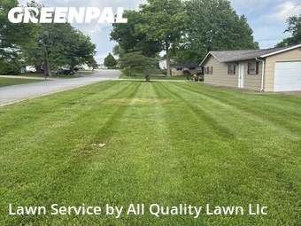 Lawn Mowing nearby Saint Charles, MO, 
