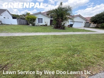 Lawn mowed in Boca Raton, 33487