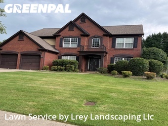Lawn mowed in Suwanee, 30024