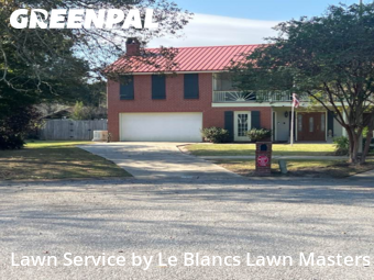 Lawn Servicein Lafayette,70508,Grass Cut by Le Blancs Lawn Masters, work completed in Nov , 2025