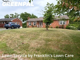 Lawn Mowing Service nearby Hollins, VA, 