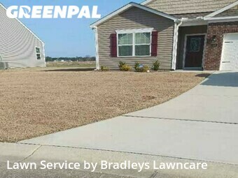 Lawn Maintenance nearby Saint Thomas, NC, 