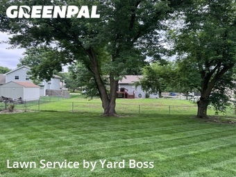 Lawn Care Service nearby Pleasant Valley, MO, 