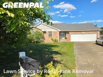 Lawn Maintenance nearby Clarksville, TN, 