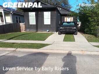 Lawn mowed in New Orleans, 70122