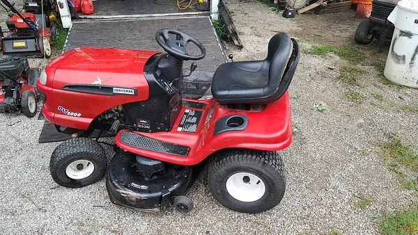 Mobile Mower Mechanic Small Engine Repair Photo 5