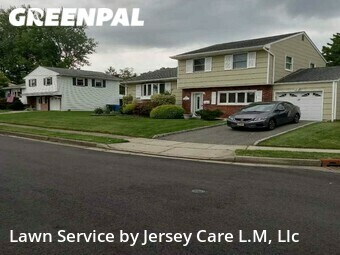 Lawn Mowing nearby Woodbridge Township, NJ, 