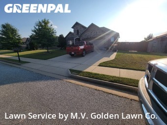 Lawn Maintenance nearby Cave Springs, AR, 