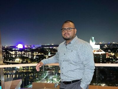 GreenPal customer review profile photo for Miguel Uraga