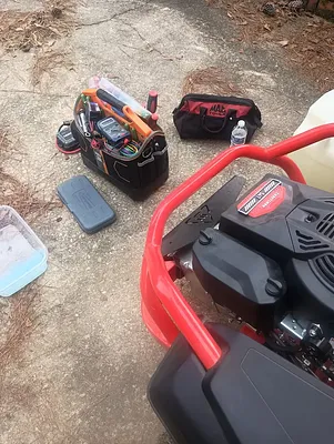 Cerón Bros Lawnmower Photo 9
