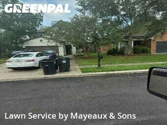 Grass Cut nearby Baton Rouge, LA, 