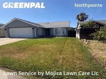 Lawn mowing work completed in Sacramento, CA
