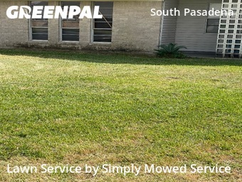 Yard Grooming in Deer Park, 77536, Front Yard Mowing by Simply Mowed Service, work completed in Dec , 2025