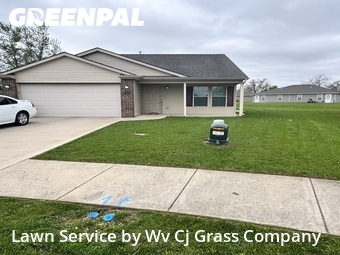 Lawn Care Service nearby Fort Wayne, IN, 