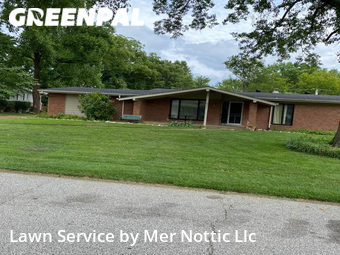 Lawn Care Service nearby Ballwin, MO, 