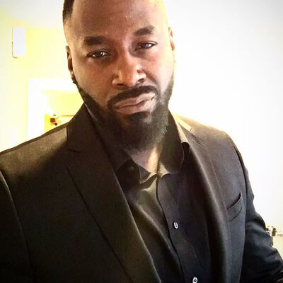 GreenPal customer review profile photo for Jeremy Evans 