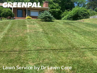 Lawn Care nearby Cave Spring, VA, 