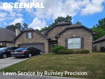 Lawn Care Service nearby Moody, AL, 