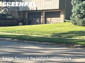 Grass Cutting nearby Omaha, NE, 