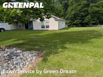 Lawn mowed in Gadsden, 35903