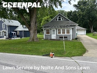 Lawn Care Service nearby Berwick, IA, 